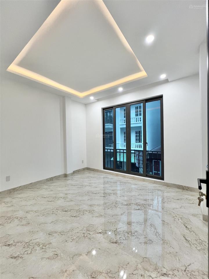 Chỉ 4,65 tỷ sở hữu nhà 4 tầng mới tinh khu tái định cư vinhomes nội thất luxury đường phân lô ô tô