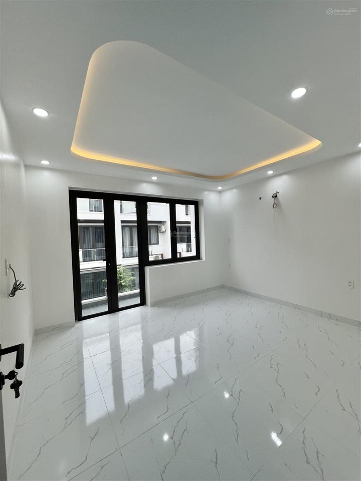 Cần bán nhà 4 tầng hoàn thiện mới tinh tại him lam hùng vương 47m² chỉ 4,6 tỷ.  0977 942 ***