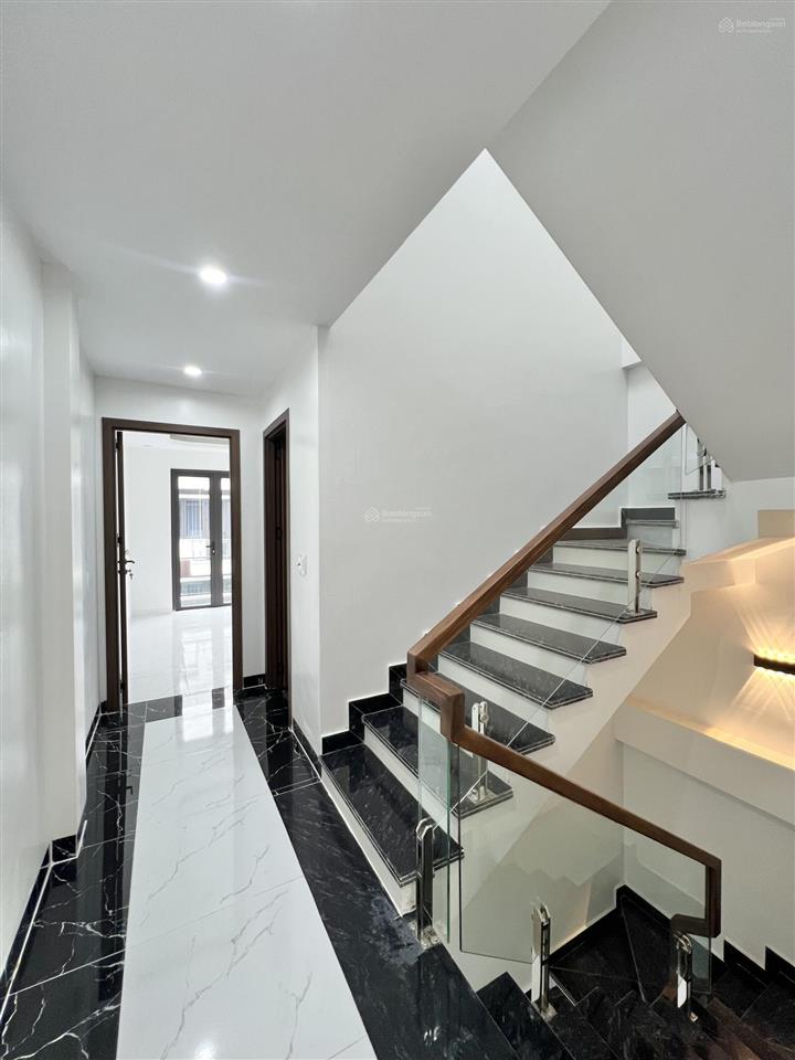 Cần bán nhà 4 tầng hoàn thiện mới tinh tại him lam hùng vương 47m² chỉ 4,6 tỷ.  0977 942 ***