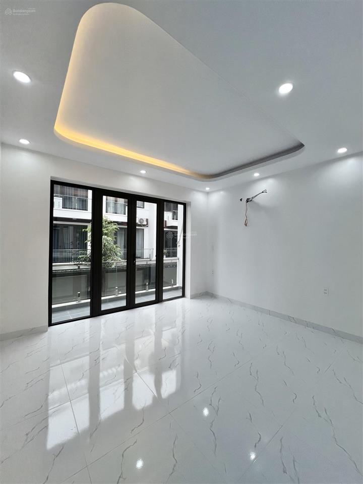 Cần bán nhà 4 tầng hoàn thiện mới tinh tại him lam hùng vương 47m² chỉ 4,6 tỷ.  0977 942 ***
