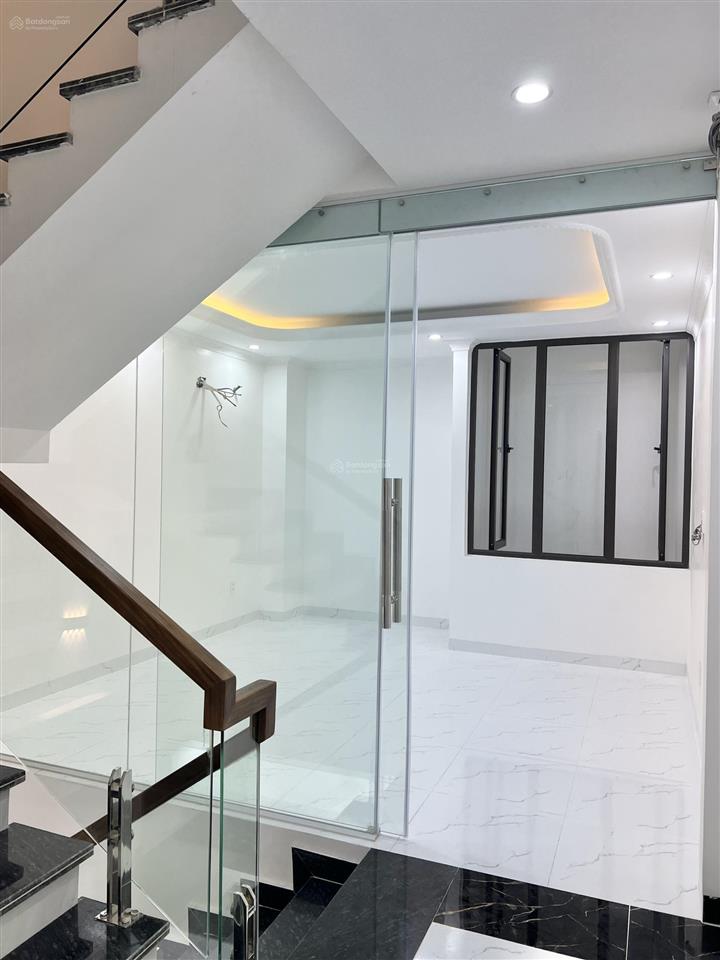 Cần bán nhà 4 tầng hoàn thiện mới tinh tại him lam hùng vương 47m² chỉ 4,6 tỷ.  0977 942 ***