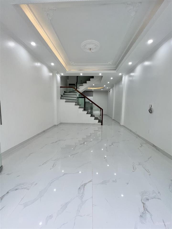 Cần bán nhà 4 tầng hoàn thiện mới tinh tại him lam hùng vương 47m² chỉ 4,6 tỷ.  0977 942 ***
