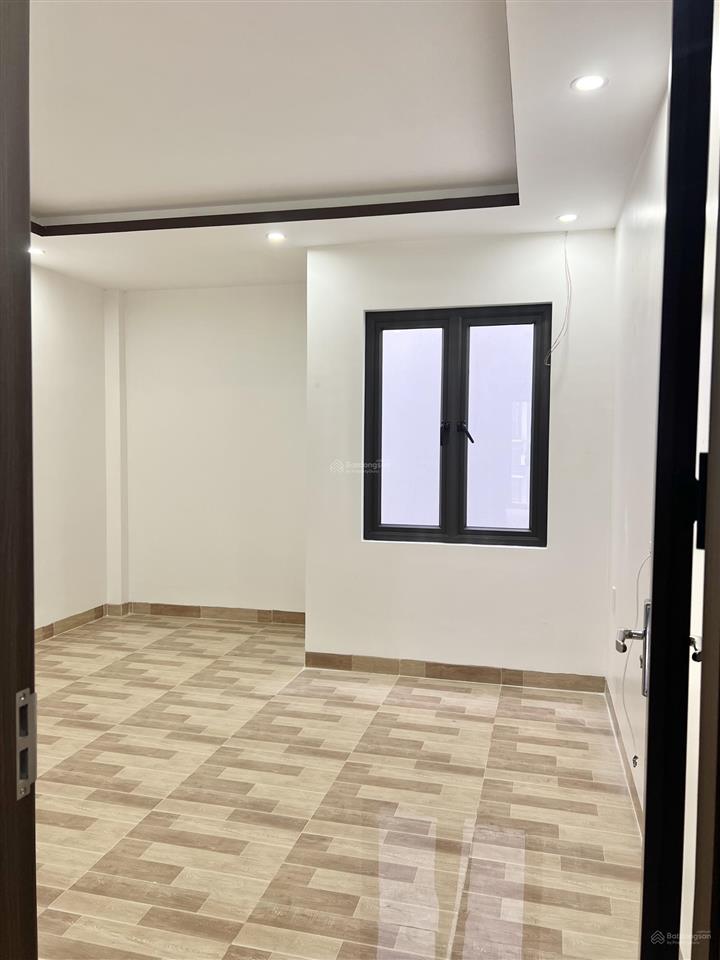 Chỉ 4,35 tỷ sở hữu nhà 4 tầng 50m2 bìa đỏ mới cứng tại him lam hồng bàng.  0977 942 ***