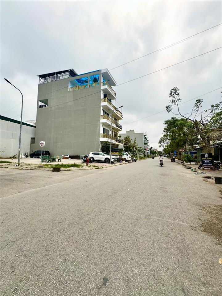 Bán gấp lô đất 100m2 ngang 5m hướng đông nam không lỗi khu đống chuối hùng vương hồng bàng 4,4 tỷ