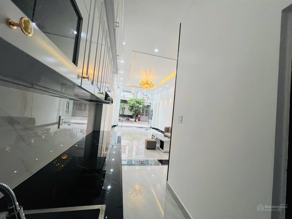 Bán nhà có thang máy khu tđc vinhomes, sở dầu, hồng bàng hoàn thiện cực đẹp 46m x 5 tầng giá 6 tỷ