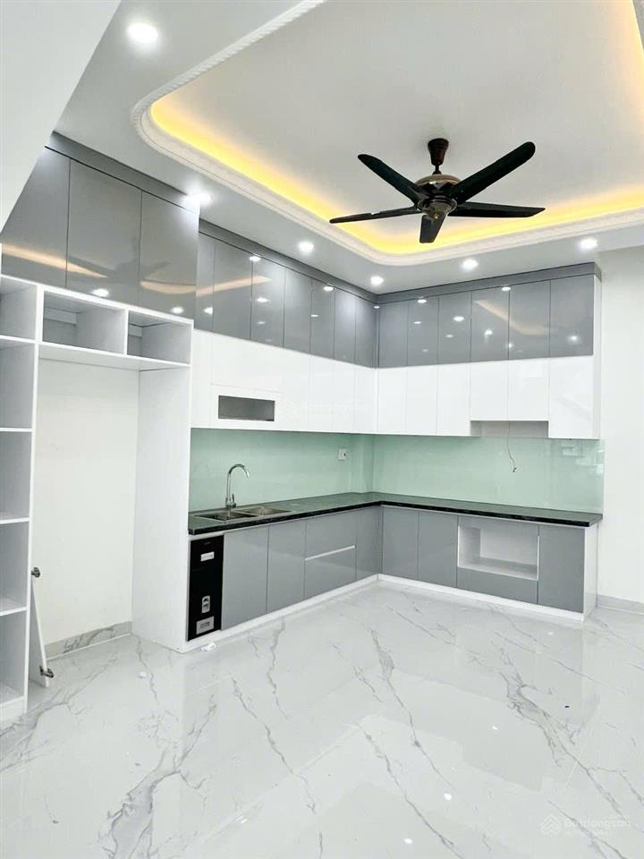 Chỉ hơn 4 tỷ sở hữu nhà 4 tầng dt 50m2 đường 10m tại him lam hùng vương hồng bàng.  0977 942 ***