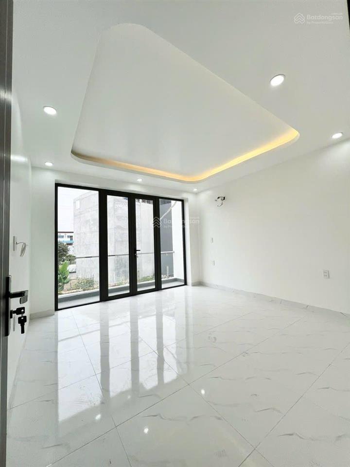 Chỉ hơn 4 tỷ sở hữu nhà 4 tầng dt 50m2 đường 10m tại him lam hùng vương hồng bàng.  0977 942 ***