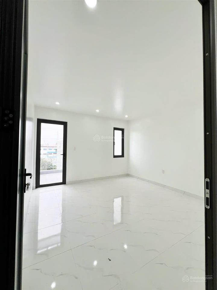 Chỉ hơn 4 tỷ sở hữu nhà 4 tầng dt 50m2 đường 10m tại him lam hùng vương hồng bàng.  0977 942 ***