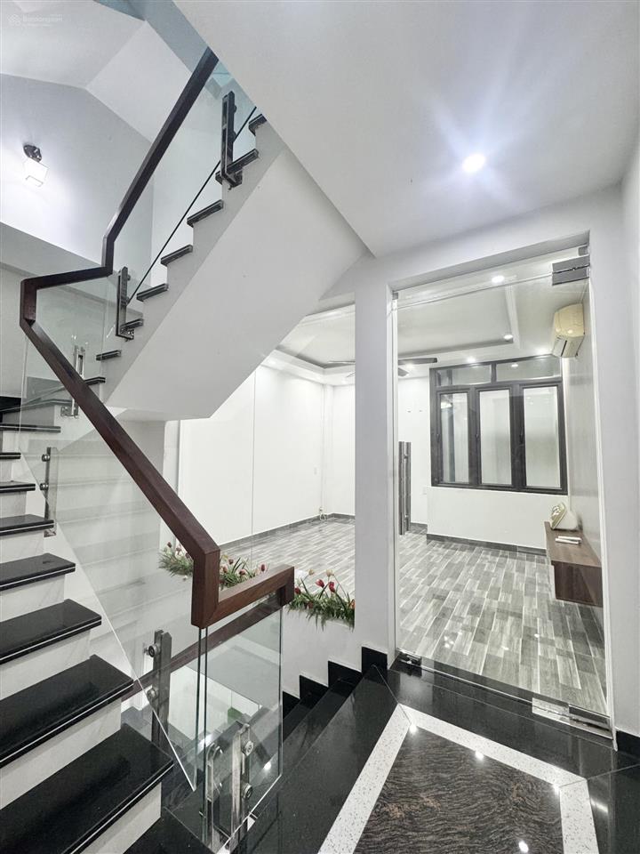 Chỉ 4,35 tỷ sở hữu nhà 4 tầng 50m2 tại khu đô thị him lam hồng bàng mức giá cực tốt.  0977 942 ***