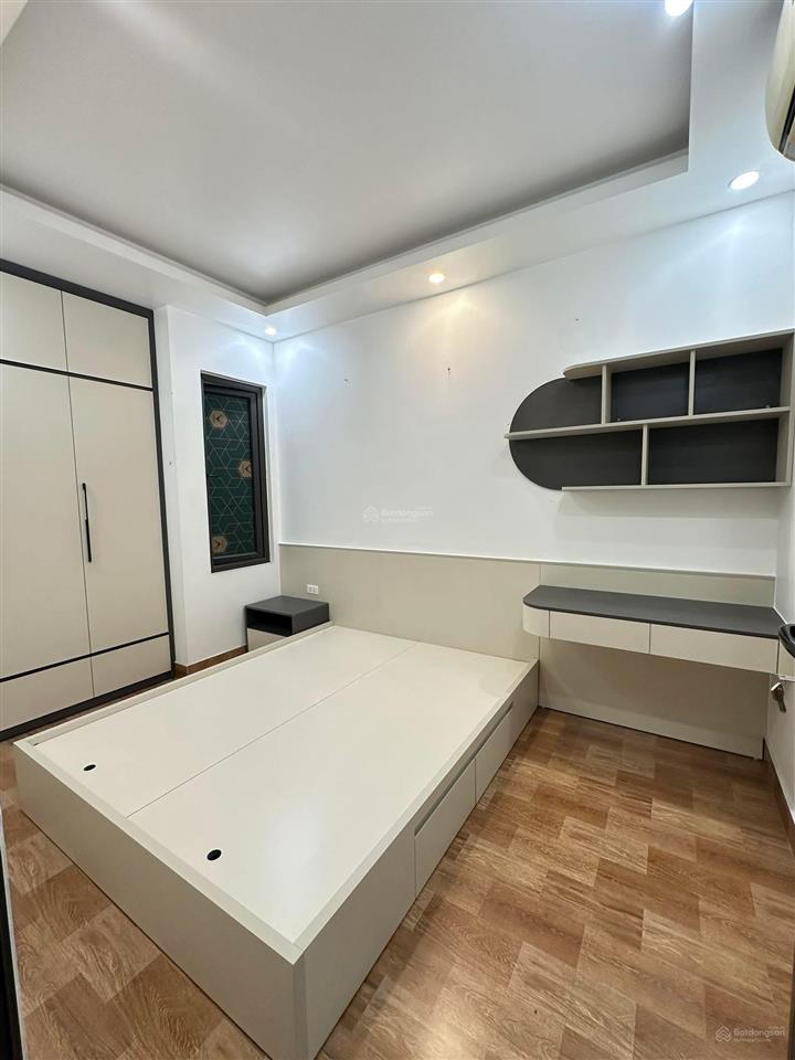 Bán nhà 3 tầng 50m2 full nội thất khu tđc vinhomes riverside, sở dầu hồng bàng, giá 5,2 tỷ