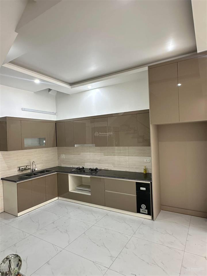 Bán nhà 3 tầng 50m2 full nội thất khu tđc vinhomes riverside, sở dầu hồng bàng, giá 5,2 tỷ