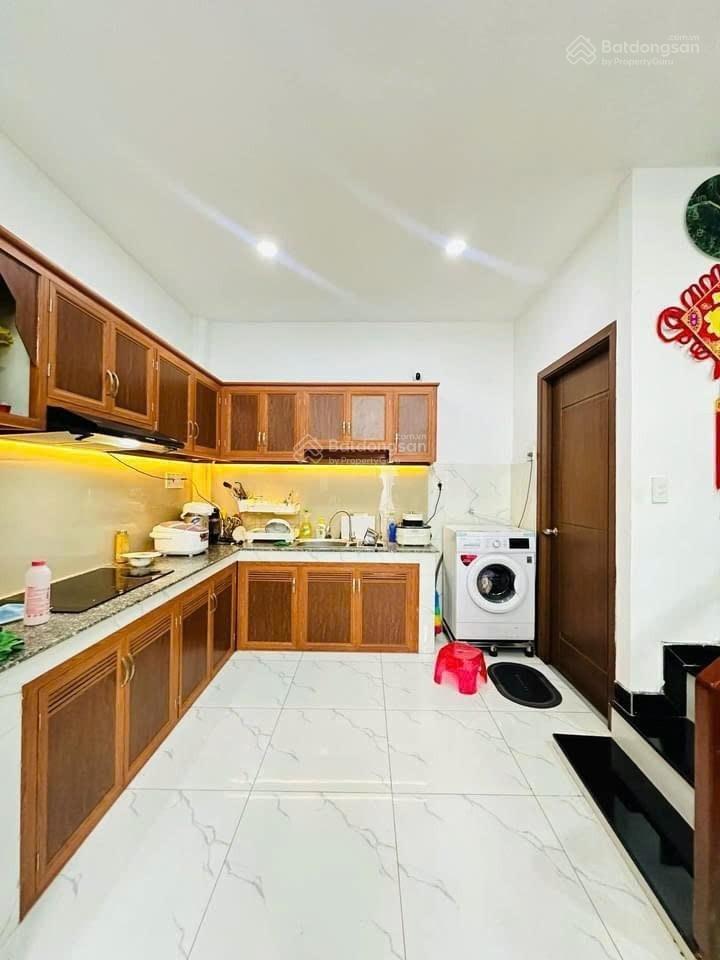 Nhà đồng xoài, tân bình, khu k300, ngay cầu vượt hoàng hoa thám, ngang 5.3m bề thế, 53m2, 6 tỷ 850