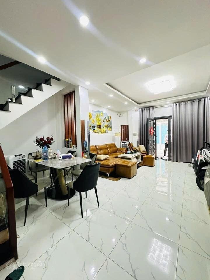 Nhà đồng xoài, tân bình, khu k300, ngay cầu vượt hoàng hoa thám, ngang 5.3m bề thế, 53m2, 6 tỷ 850