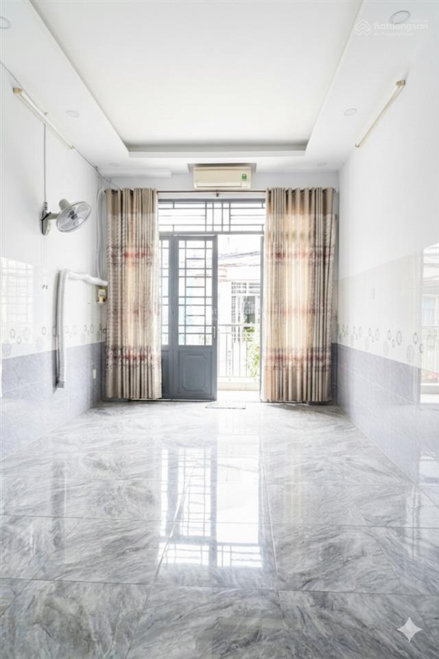 4.8 tỷ, ni sư huỳnh liên, tân bình, hẻm 6m thông, 30m2, đang có thu nhập 96tr/năm