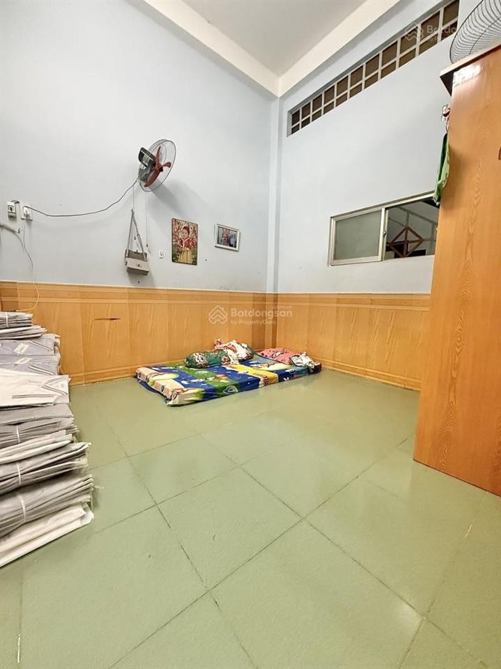 Nhà hồng lạc, tân bình, giáp quận 10, 3 tầng btct, 61m2, hẻm oto thông, nhỉnh 9 tỷ.