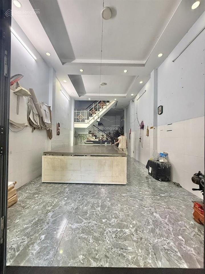 Nhà hồng lạc, tân bình, giáp quận 10, 3 tầng btct, 61m2, hẻm oto thông, nhỉnh 9 tỷ.