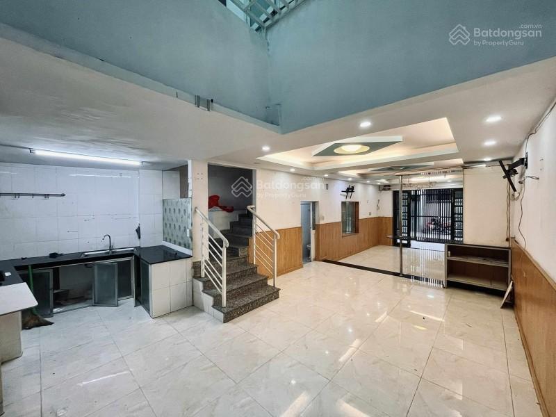 Nhà 3 tầng, 61m², 9,39 tỷ, đường cmt8, tân bình, hxh thông, ngang 3,9m nở hậu 6m