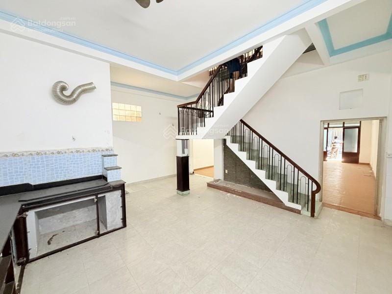 Bán nhà nguyễn hồng đào, khu vip bàu cát, 8,8 tỷ, 6m x 17m (102m²) vuông a4, 2 tầng, gần mặt tiền