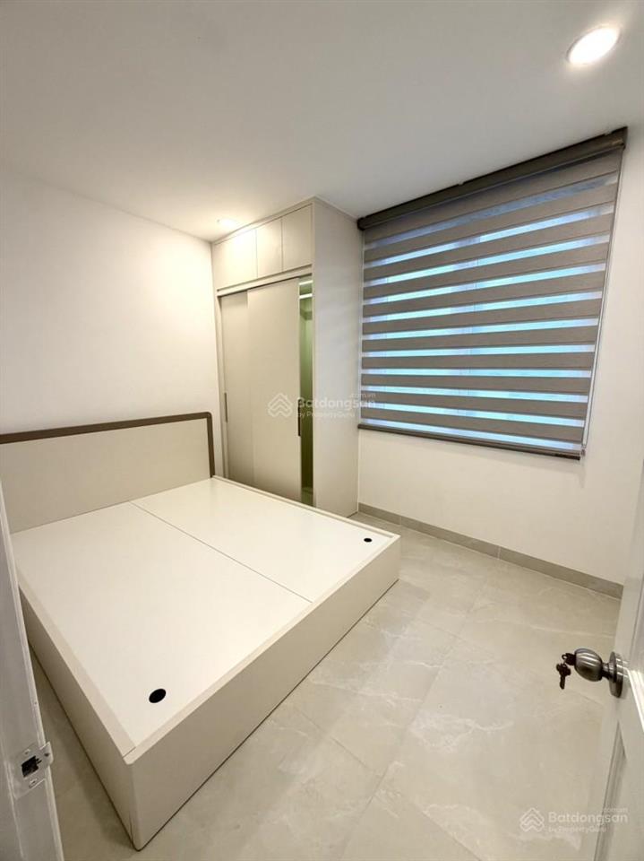 Nhà mới 4 tầng, hxh 4m, 39m2, 6.8 tỷ âu cơ, tân bình, 4pn, gần trường đh văn hiến