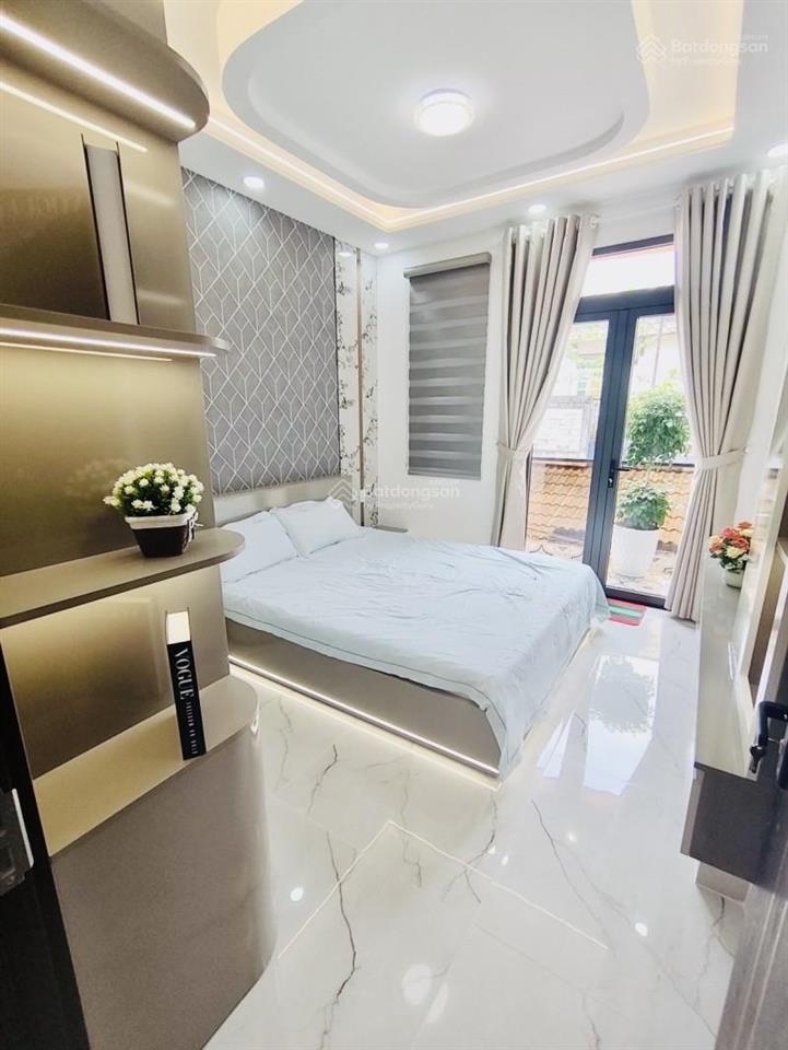 Nhà mới 3 tầng, 45m², 5,65 tỷ, full nội thất, cách mt nguyễn sỹ sách 15m, kề chợ tân trụ