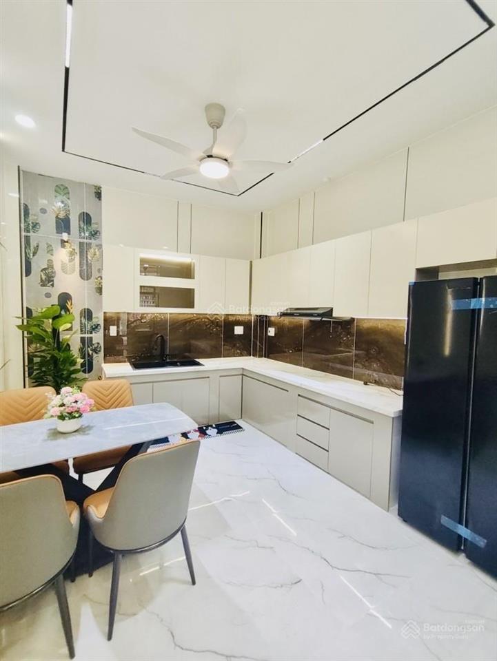 Nhà mới 3 tầng, 45m², 5,65 tỷ, full nội thất, cách mt nguyễn sỹ sách 15m, kề chợ tân trụ