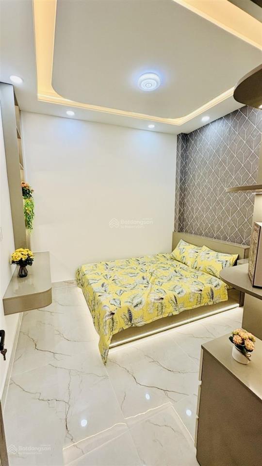 Nhà mới 3 tầng, 45m², 5,65 tỷ, full nội thất, cách mt nguyễn sỹ sách 15m, kề chợ tân trụ
