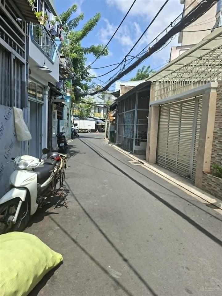 Bán nhà lô góc 2 mặt tiền, 4m x 22m vuông a4, 8 tỷ, hxh 6m, cách mt đường nguyễn phúc chu 15m