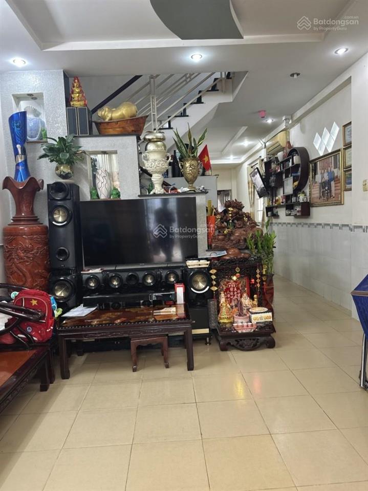 Bán nhà lô góc 2 mặt tiền, 4m x 22m vuông a4, 8 tỷ, hxh 6m, cách mt đường nguyễn phúc chu 15m