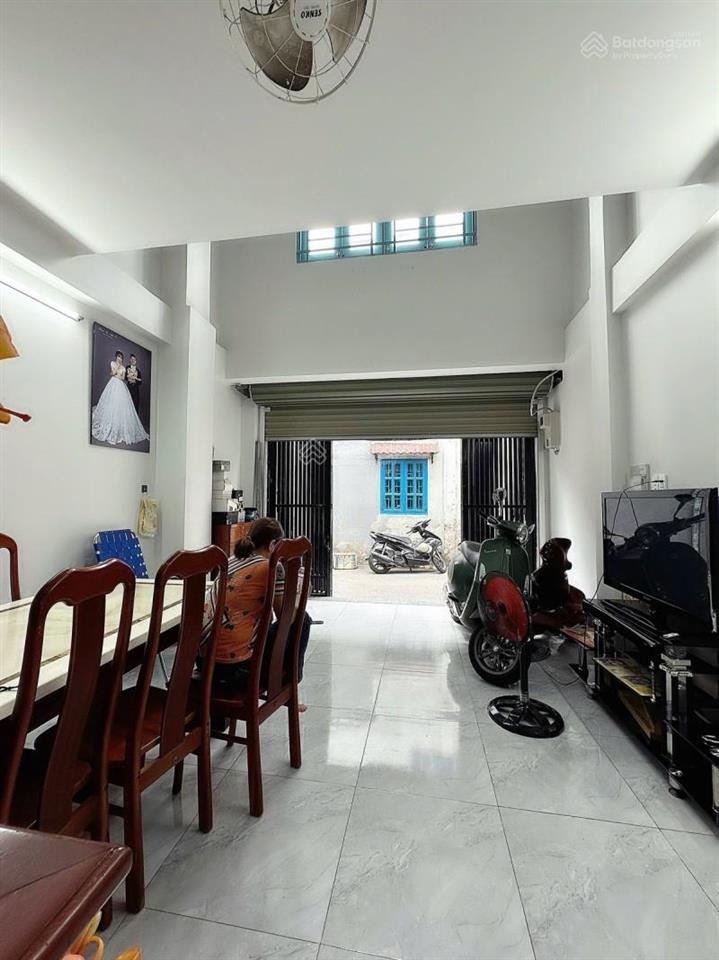 Nhà mới, đường lạc long quân, 7.69 tỷ, 5 tầng, 50m2, hẻm xe hơi 4.5m, trung tâm bảy hiền, sổ a4