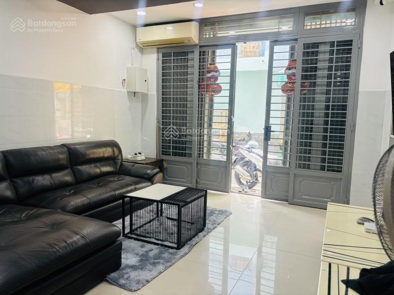 Bán nhà 2 tầng, hẻm xe hơi, 44m2, 6.7 tỷ, sổ a4, ngang 4m, full nội thất, đường ni sư huỳnh liên