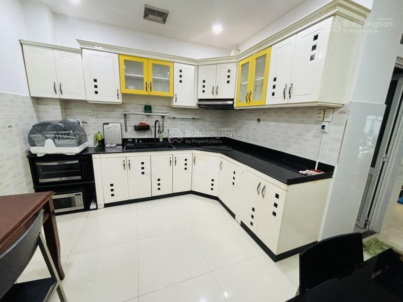 Bán nhà 2 tầng, hẻm xe hơi, 44m2, 6.7 tỷ, sổ a4, ngang 4m, full nội thất, đường ni sư huỳnh liên