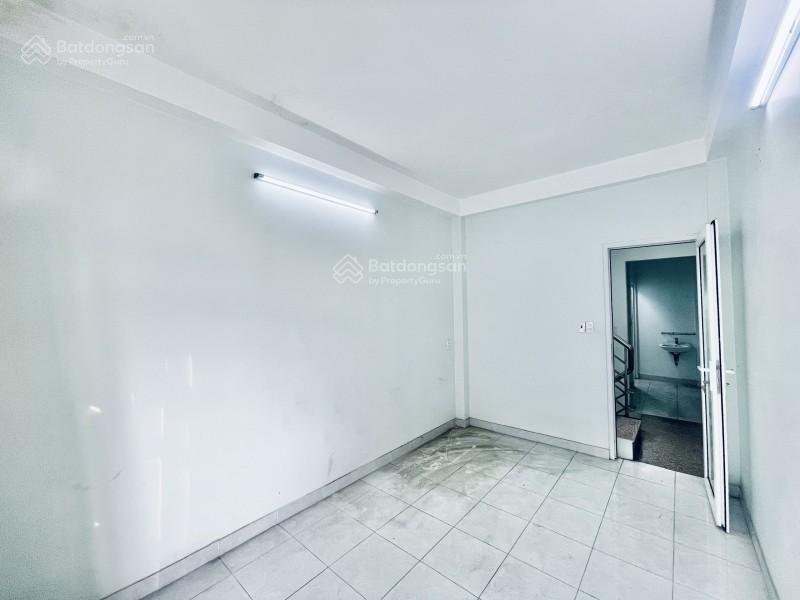 Nhà 5 tầng, 33m2, hẻm xe hơi thông, 6,35 tỷ, đường lạc long quân, trung tâm khu bảy hiền