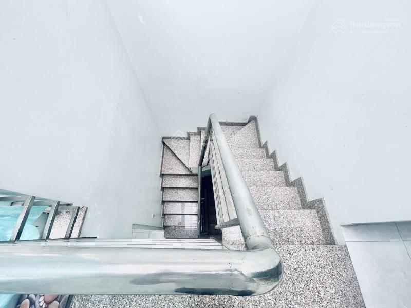 Nhà 5 tầng, 33m2, hẻm xe hơi thông, 6,35 tỷ, đường lạc long quân, trung tâm khu bảy hiền