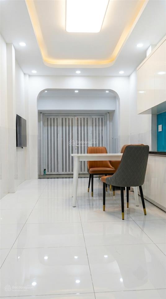Hẻm xe hơi 4m, lạc long quân, tân bình, nhà mới ở ngay, 6,4 tỷ, 42m2