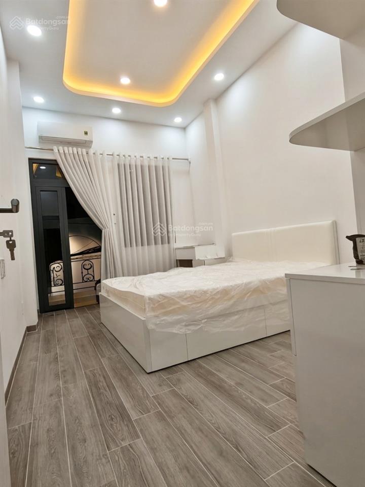 Hẻm xe hơi 4m, lạc long quân, tân bình, nhà mới ở ngay, 6,4 tỷ, 42m2