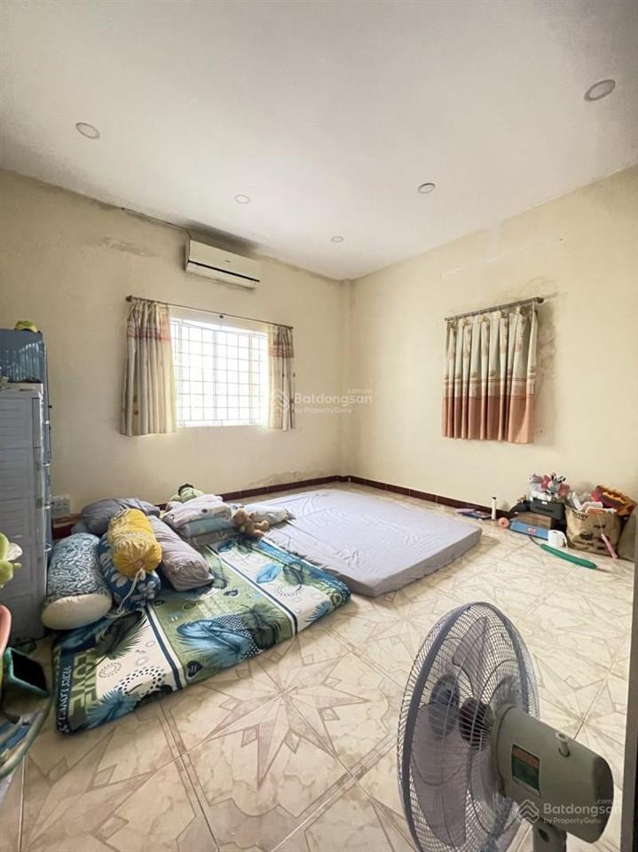 80m2, lạc long quân, nhà cứng cáp, 2 tầng btct, nở hậu tài lộc