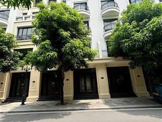 Bán căn liền kề cắt lỗ tại vinhomes ocean park 2  diện tích 56 m² mặt tiền 4 m² . giá 7.5tỷ thu về