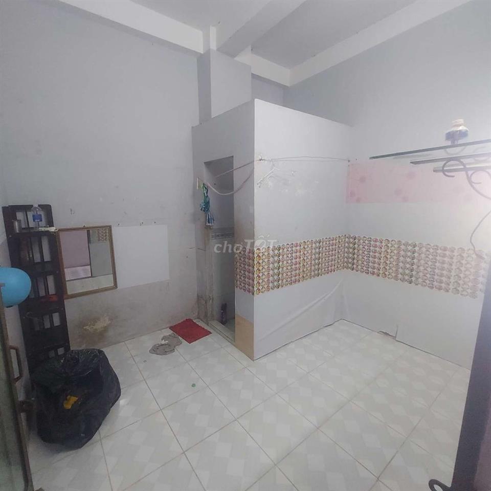 PHÒNG GIÁ RẺ _KHU TÔ HIỆU 