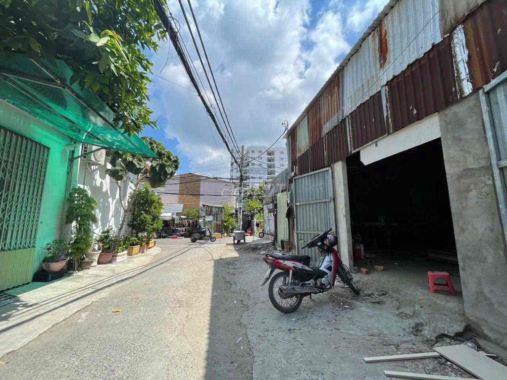 CẦN TIỀN BÁN GẤP HOẶC CHO THUÊ NHÀ KHO, XƯỞNG – VỊ TRÍ THUẬN TIỆN, AN