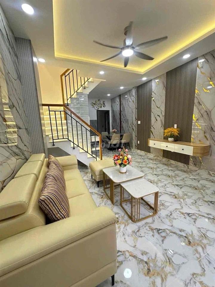 KHÔNG QH - LỘ GIỚI - BÁN NHÀ 2 TẦNG 45m2 -  FULL NT