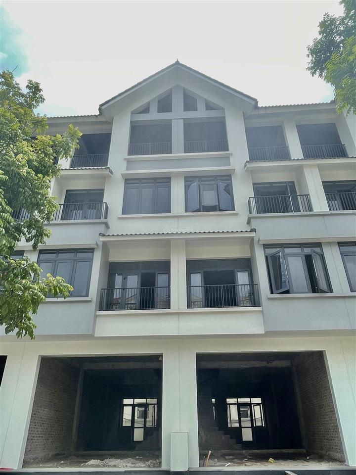 Cần bán cắt lỗi căn liền kề hinode royal park, 12 tỷ 100m2, nhà xây 4 tầng, sẵn sổ đỏ