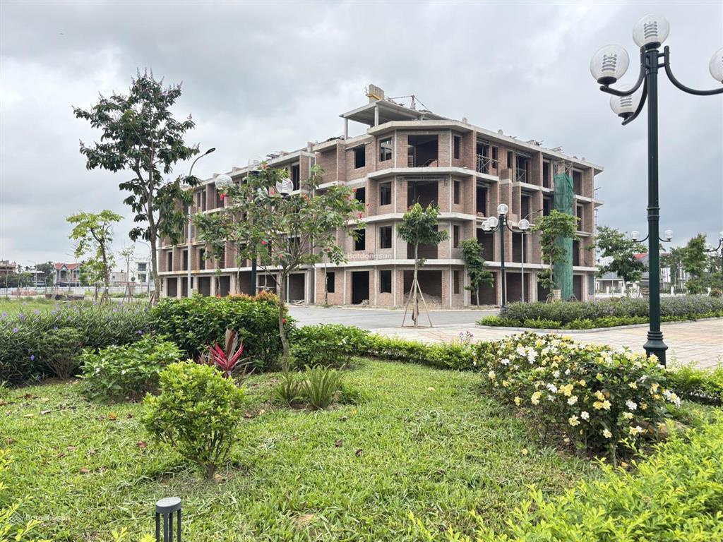Bán nhà hồng an happy house, kcn nomura, mặt công viên đường rộng 30m, 75m2, 4 tỷ