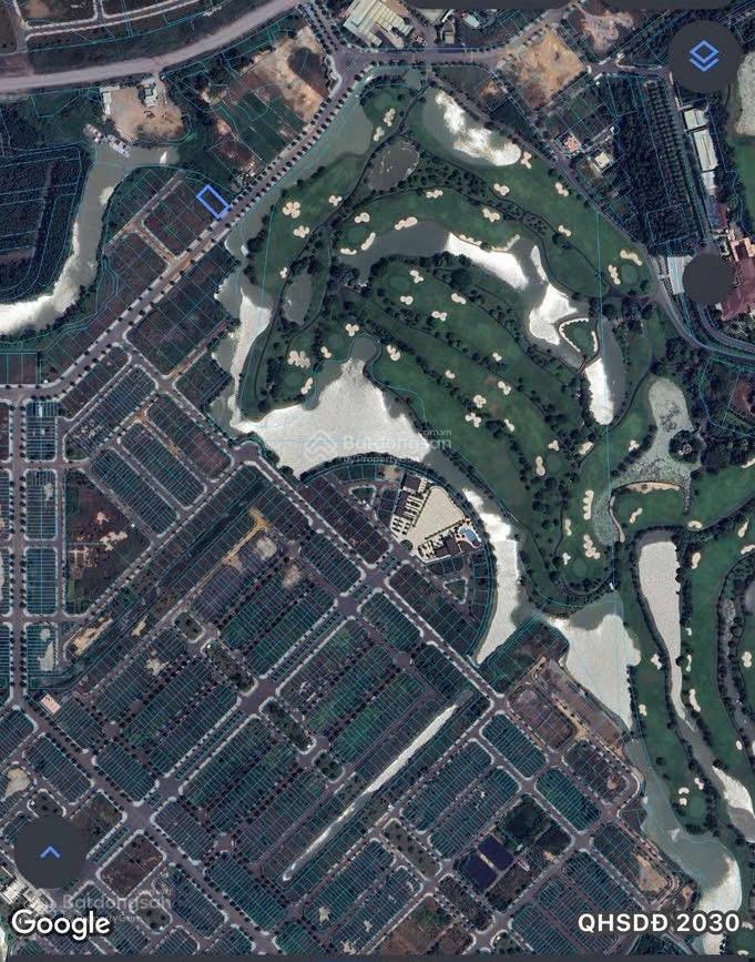 Chính chủ gấp bán nền góc biệt thự 800m2, sổ đỏ trao tay, đất ở đô thị view sân golf 18tr/m2