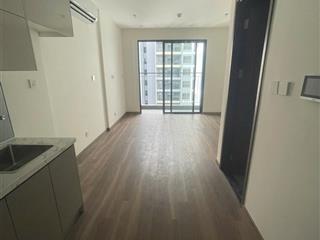 Siêu rẻ siêu hiếm studio đồ cơ bản cho thuê 4.5 tr/th phân khu zurich toà zr2 vinhomes ocean park