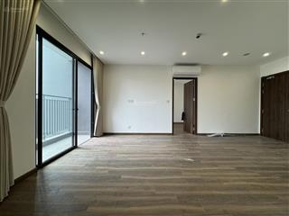 Cho thuê căn hộ 3pn tòa zr2 tầng 12 view đẹp, ban công đón gió