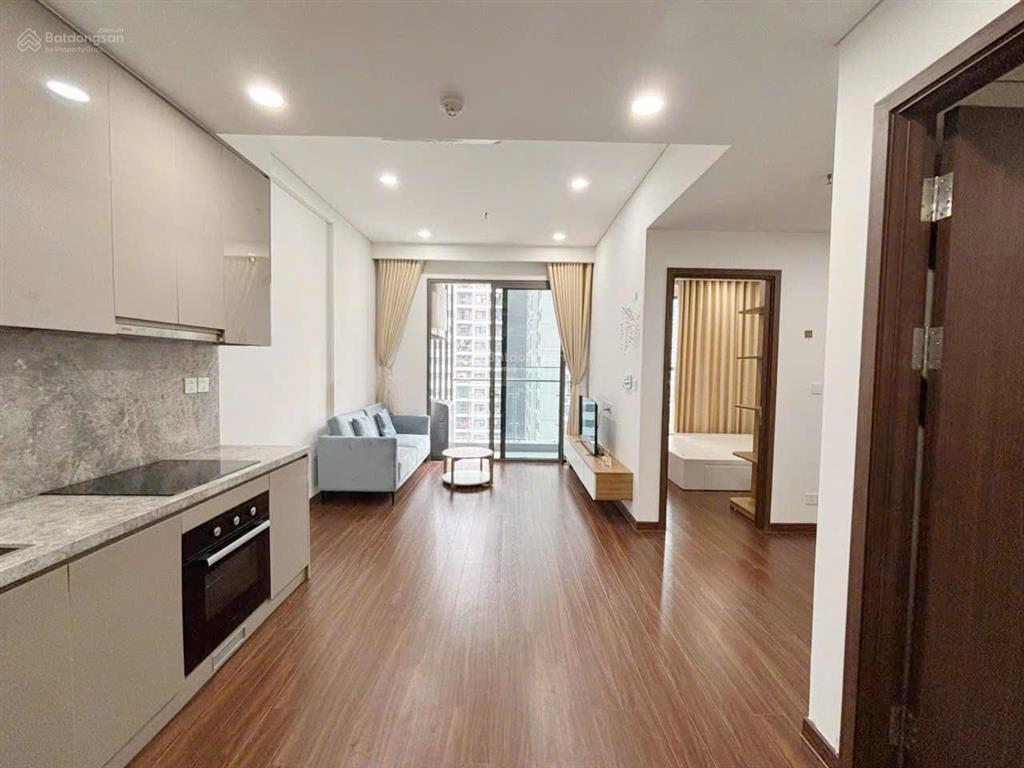 1n + full đồ 8 triệu giá tốt masteri waterfront sẵn nhà ở luôn tại vinhomes ocean park