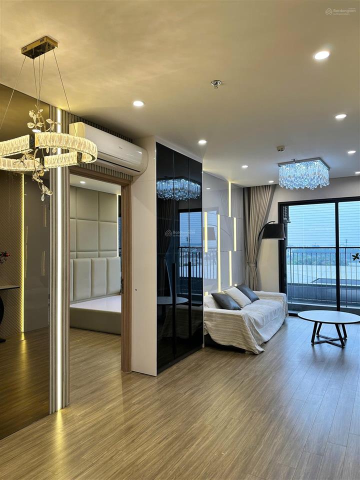 Cho thuê 2 phòng ngủ 2 wc full đồ đẹp view biệt thự sẵn nhà ở ngay
