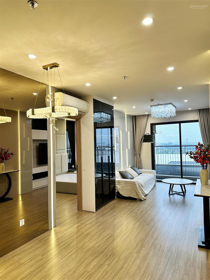 Cho thuê 2 phòng ngủ 2 wc full đồ đẹp view biệt thự sẵn nhà ở ngay
