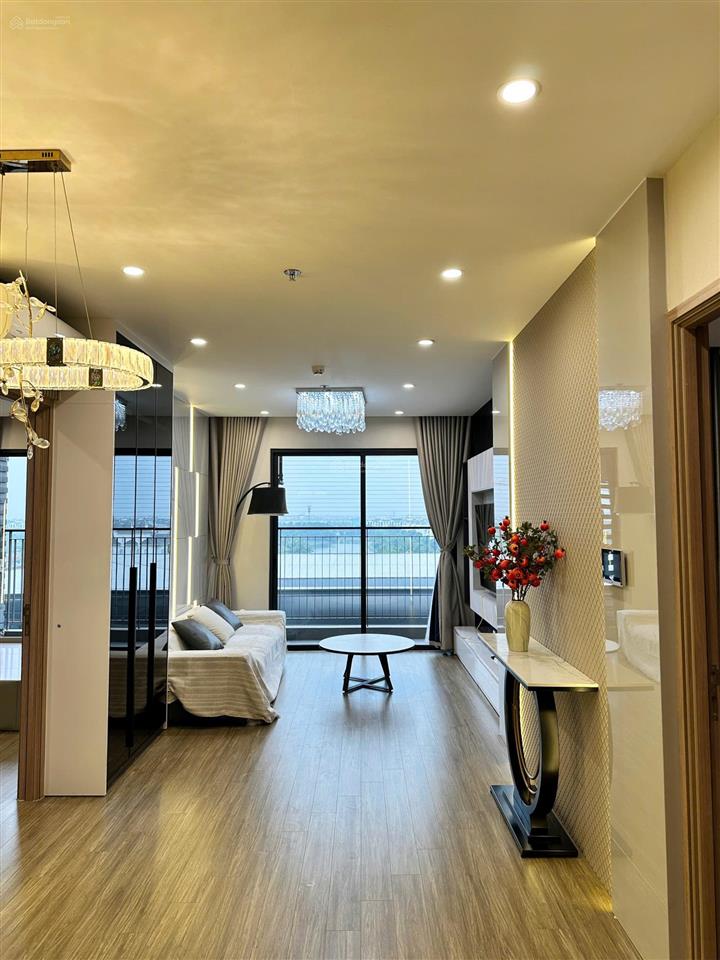 Cho thuê 2 phòng ngủ 2 wc full đồ đẹp view biệt thự sẵn nhà ở ngay