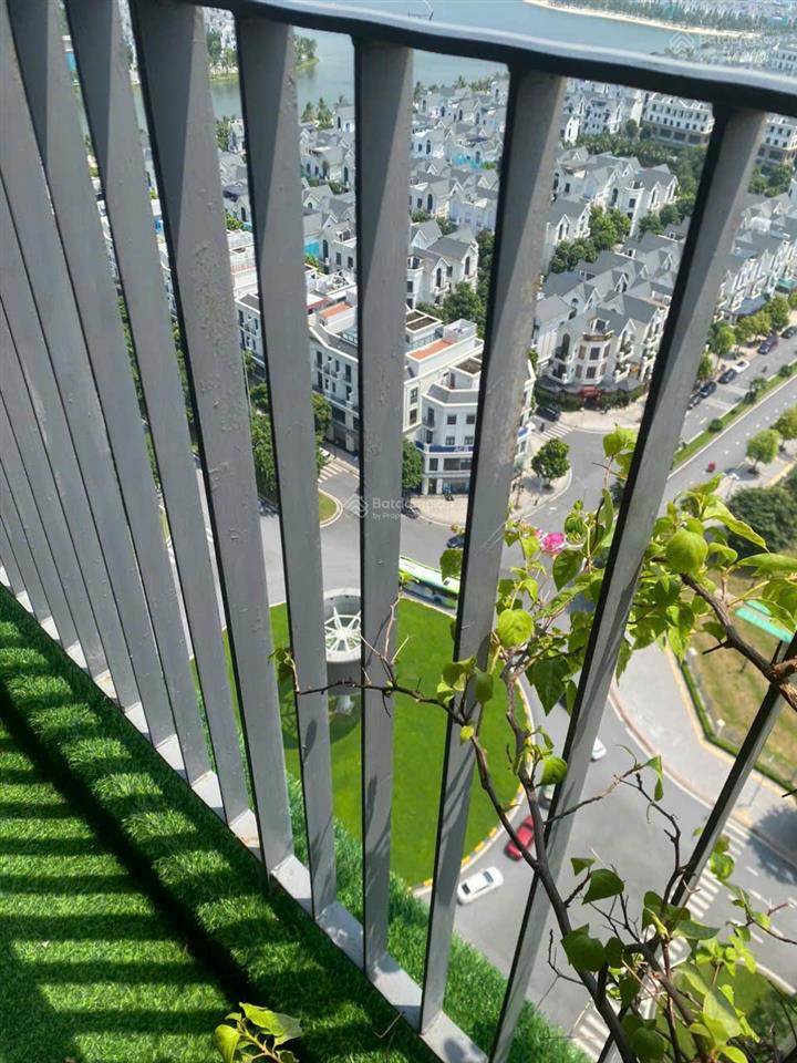 Căn góc view đẹp hướng mát 3 ngủ full đồ view biển hồ 14 triệu  cho thuê sẵn nhà ở ngay
